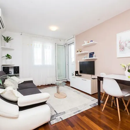 Apartman Beautiful New Bubli