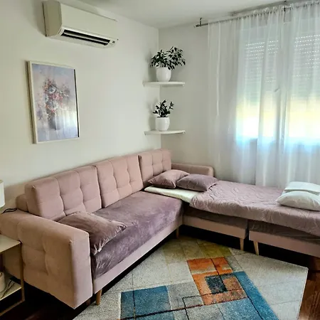 Beautiful New Bubli Apartment
